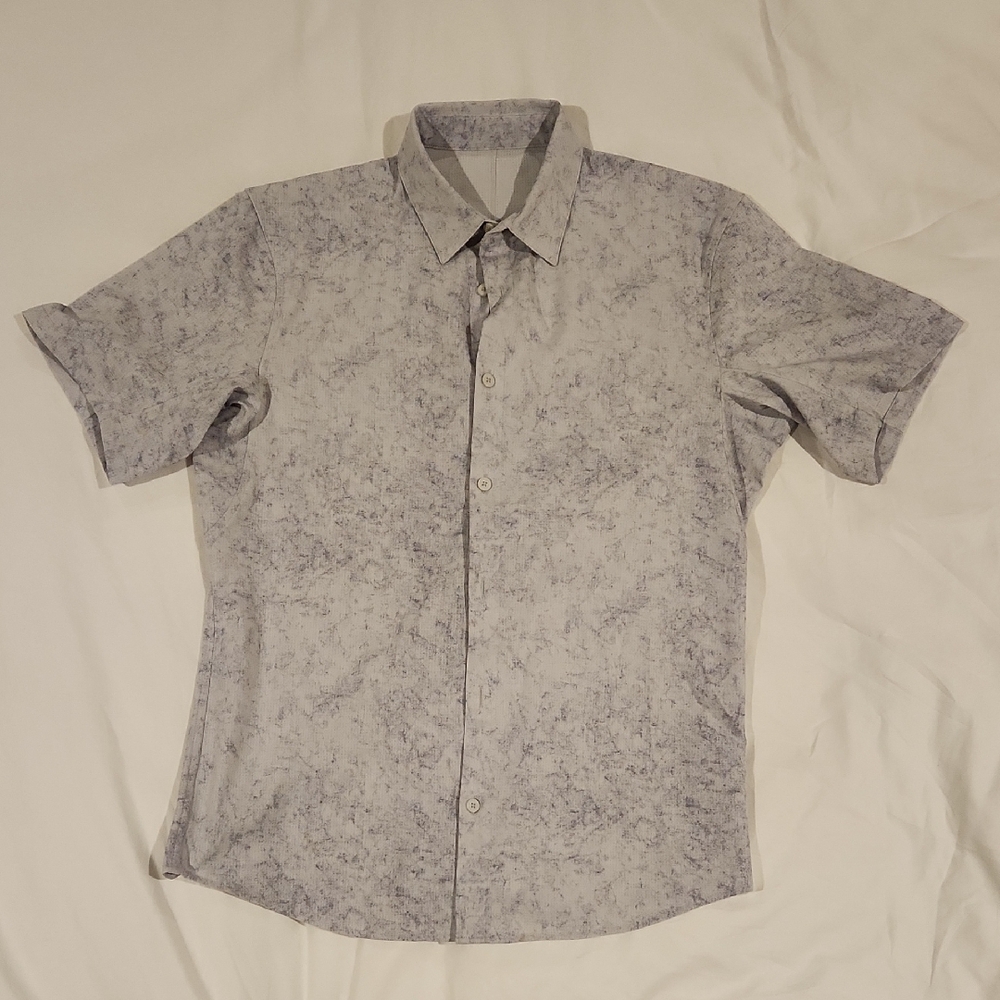 Men's Gray Lululemon Patterned Shirt